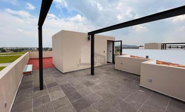 Residencia moderna de estilo californiano con vista al Lago en Metepec