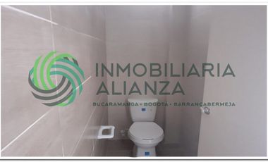 oficina en arriendo en centro. Cod A11870