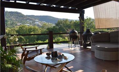 LAS CAÑADAS, CASA EN VENTA A CAMPO DE GOLF CON CHALET INDEPENDIENTE