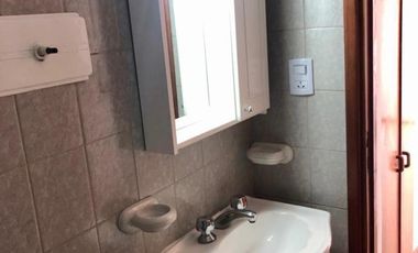 PERMUTA - DEPARTAMENTO DE 2 AMBIENTES C/ COCHERA + BALCON EN VENTA - MORON NORTE