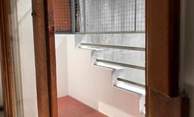 PERMUTA - DEPARTAMENTO DE 2 AMBIENTES C/ COCHERA + BALCON EN VENTA - MORON NORTE