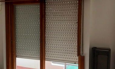 PERMUTA - DEPARTAMENTO DE 2 AMBIENTES C/ COCHERA + BALCON EN VENTA - MORON NORTE