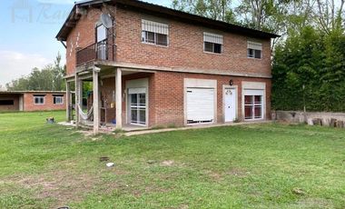 Casa 6 Ambientes En Venta - La Reja, Moreno