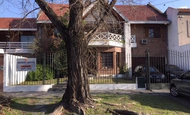 CHALET DE 6 AMB SOBRE IMPORTANTE LOTE