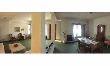 CHALET DE 6 AMB SOBRE IMPORTANTE LOTE