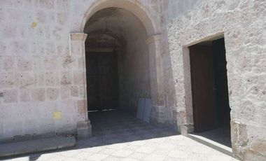 LOCAL en VENTA en el Centro de AREQUIPA