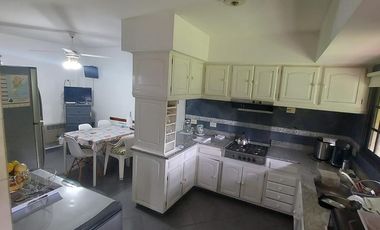 Casa de categoria en  VENTA Jose C Paz chile  2200