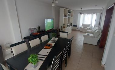 Casa de categoria en  VENTA Jose C Paz chile  2200