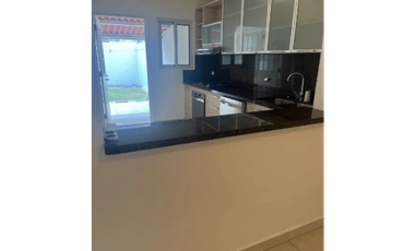 VENTA CASA EN  RESERVA DE VERSALLES COSTA SUR