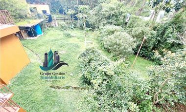VENDO CASA DE DOS PISOS EN SANTA LUCIA