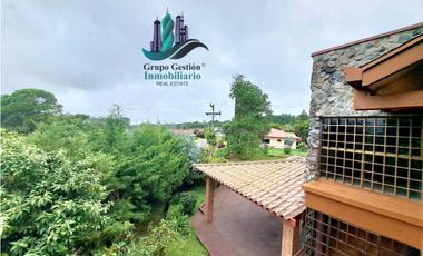 VENDO CASA DE DOS PISOS EN SANTA LUCIA