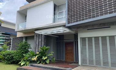 Rumah Minimalis Modern Di Resor Dago Pakar