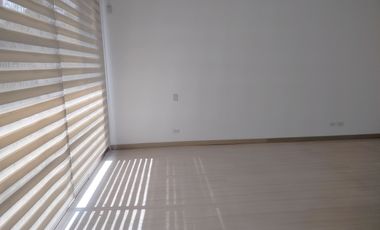 casa en arriendo en las callejas. Cod A9432550