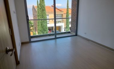 casa en arriendo en las callejas. Cod A9432550