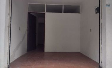 VENTA DE CASA TIPO DE SUELO MIXTO PARA REMODELAR