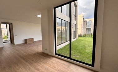 casa en venta en chuntame. Cod V5316