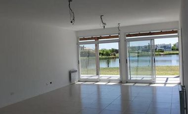 Luminosa casa en Barrio Puertos - Cantón - Escobar