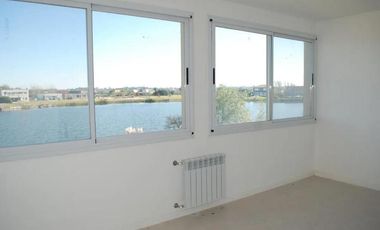 Luminosa casa en Barrio Puertos - Cantón - Escobar