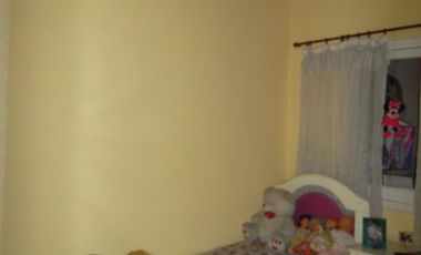 CASA 4 AMBIENTES EN DOS PLANTAS, CON FONDO Y GARAGE, J. L. SUAREZ