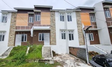 RUMAH BARU 2 LANTAI SIAP HUNI DI KAWASAN PEMDA KULON PROGO NEGO KERAS
