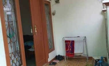 Rumah Kreo Bates Dekat Tol Ciledug dalam Cluster