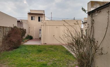 VENDO CASA EN ZONA RESIDENCIAL