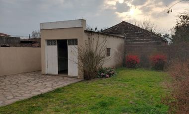 VENDO CASA EN ZONA RESIDENCIAL