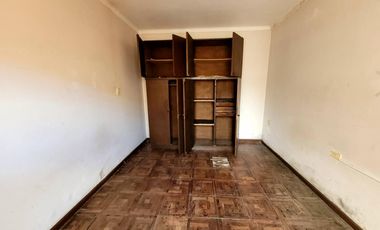 VENDO CASA EN ZONA RESIDENCIAL