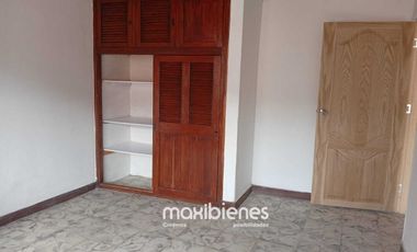 casa en arriendo en la ceja. Cod A65945