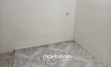 casa en arriendo en la ceja. Cod A65945