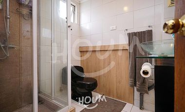 LINDA CASA CON AMPLIOS ESPACIOS