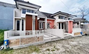 DIJUAL RUMAH BARU 2 LANTAI CANDI MENDUT SOEKARNO HATTA KOTA MALANG