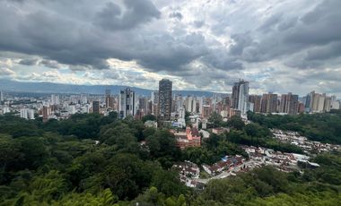 VENTA DE APARTAMENTO EN BUCARAMANGA BARRIO LOS CEDROS AMOBLADO. Cod V11162