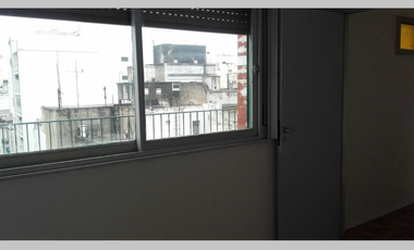 Departamento en Venta en Flores 2 ambientes 36 m2 + 24 m2 de balcón terraza en piso alto, al frente - Bolivia 100