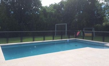 IMPECABLE CHALET DE 6 AMB SOBRE IMPORTANTE LOTE