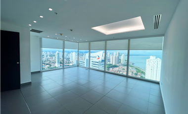 Alquiler de oficina en Oceania Business Plaza