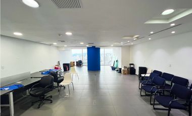Alquiler de oficina en Oceania Business Plaza