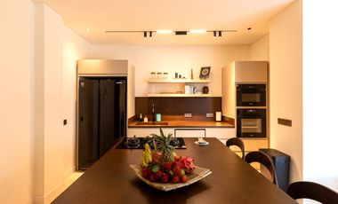 Leasehold - Tropical Luxury Living - Elegant 6 Bedroom Villa with Private Pool & Gym