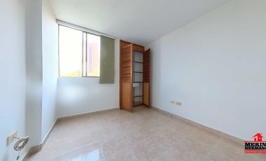 apartamento en arriendo en loma del escobero. Cod A6559