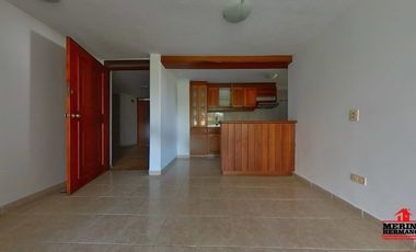 apartamento en arriendo en loma del escobero. Cod A6559