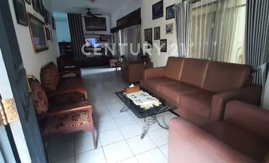 DI JUAL RUMAH 1 LANTAI TEBET LOKASI STRATEGIS DEKAT PUSAT KOTA