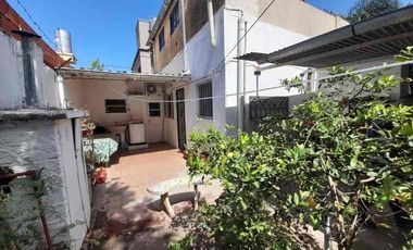 Casa en venta en Haedo Chico