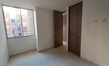 apartamento en venta en conjunto portal de la loma. Cod V118243