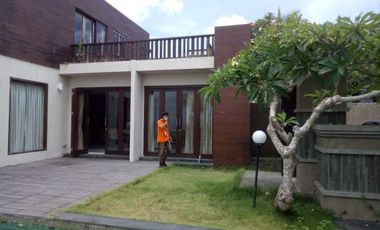 DIJUAL VILLA MEWAH DI JIMBARAN KUTA SELATAN KAWASAN WISATA