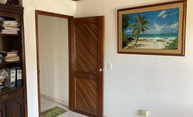 COD. 572 - SE ARRIENDA LOCAL - BARRIO: SAN CARLOS