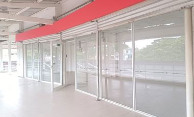 local en arriendo en poblado campestre. Cod A108208