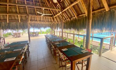 ¡OPORTUNIDAD! SE VENDE HOTEL PRIMERA LINEA DE PLAYA EN PALOMINO