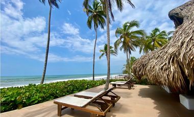 ¡OPORTUNIDAD! SE VENDE HOTEL PRIMERA LINEA DE PLAYA EN PALOMINO