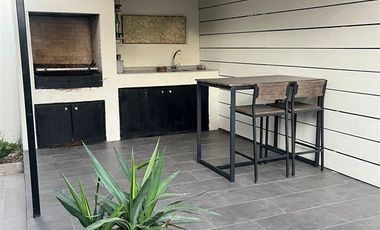 Casa en arriendo de 4 dorm. en Ñuñoa