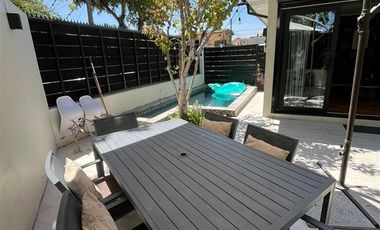 Casa en arriendo de 4 dorm. en Ñuñoa
